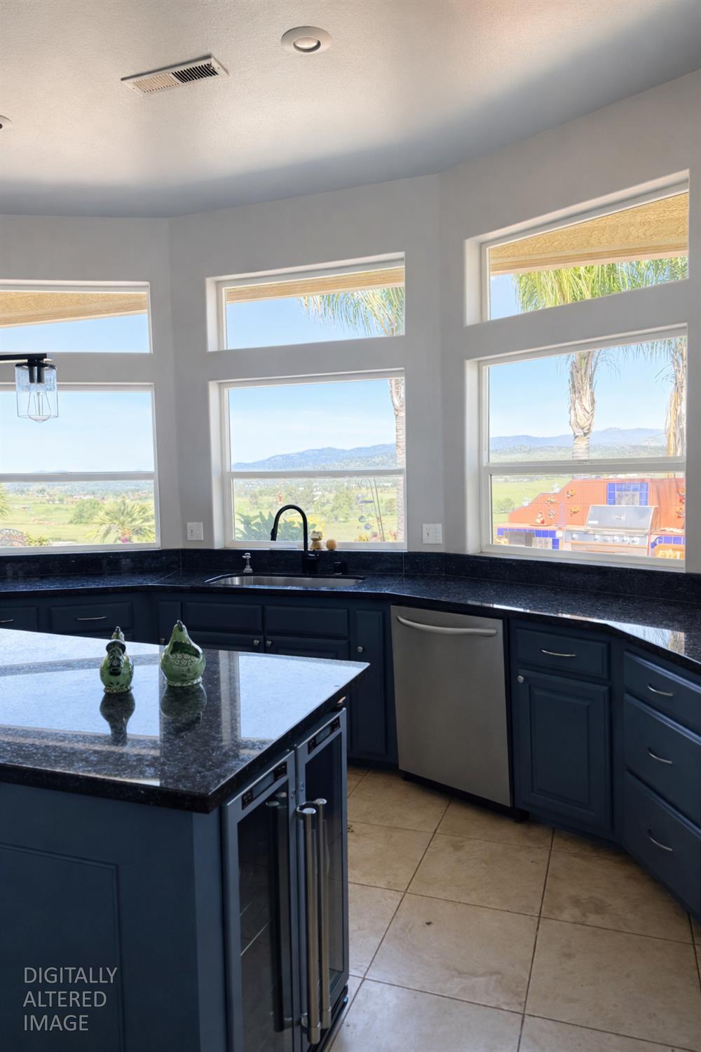 9556 Banderilla Dr, La Grange, CA 95329