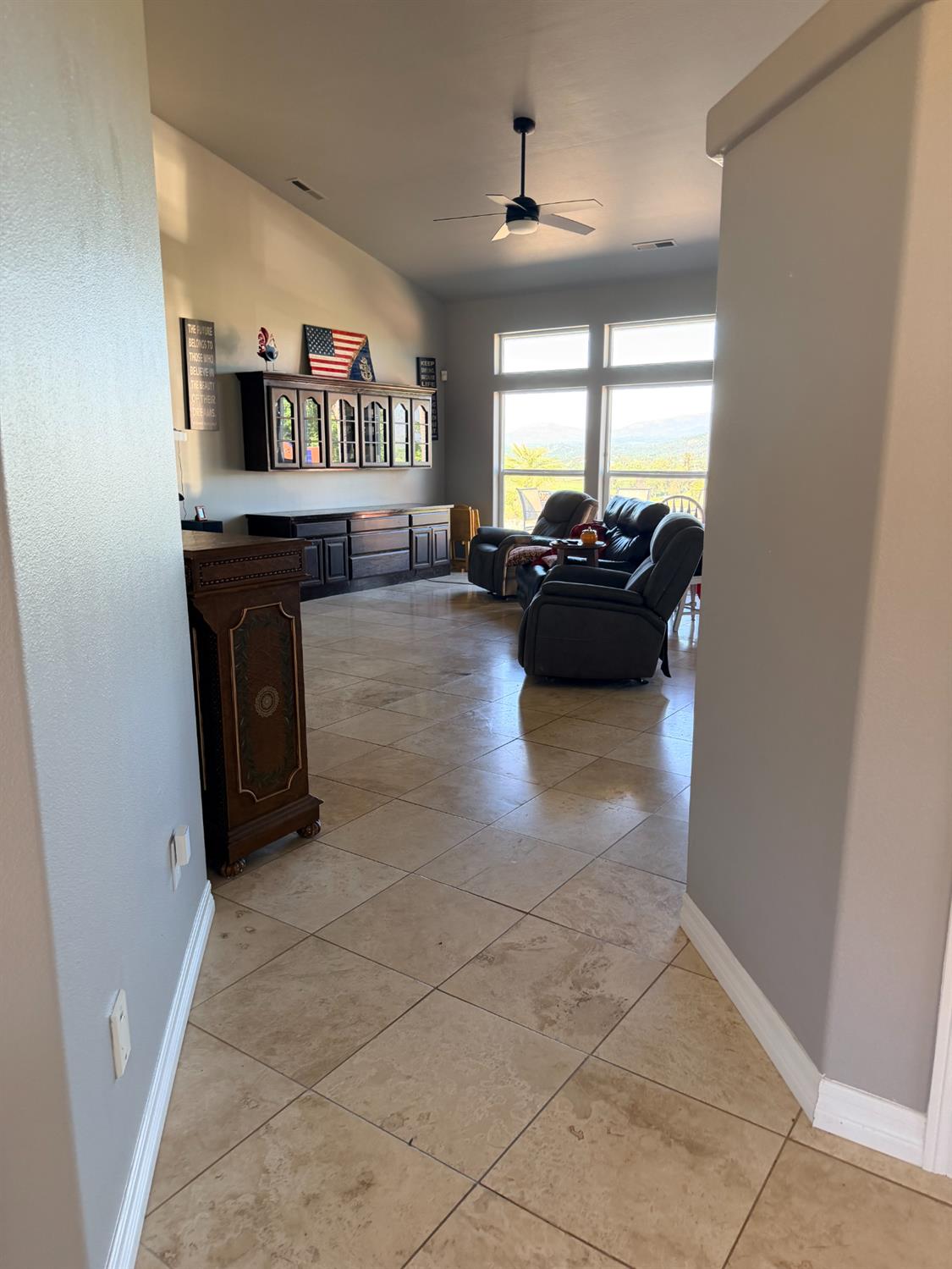 9556 Banderilla Dr, La Grange, CA 95329