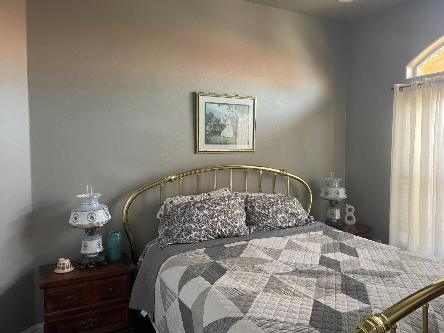 9556 Banderilla Dr, La Grange, CA 95329