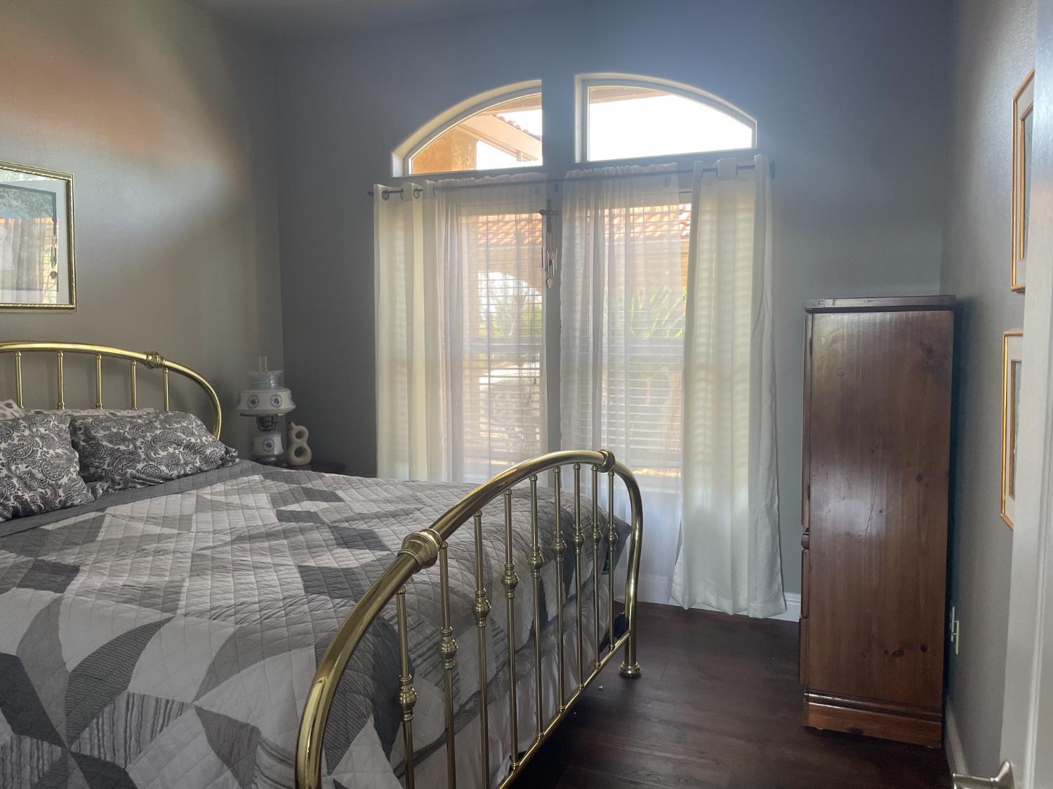 9556 Banderilla Dr, La Grange, CA 95329