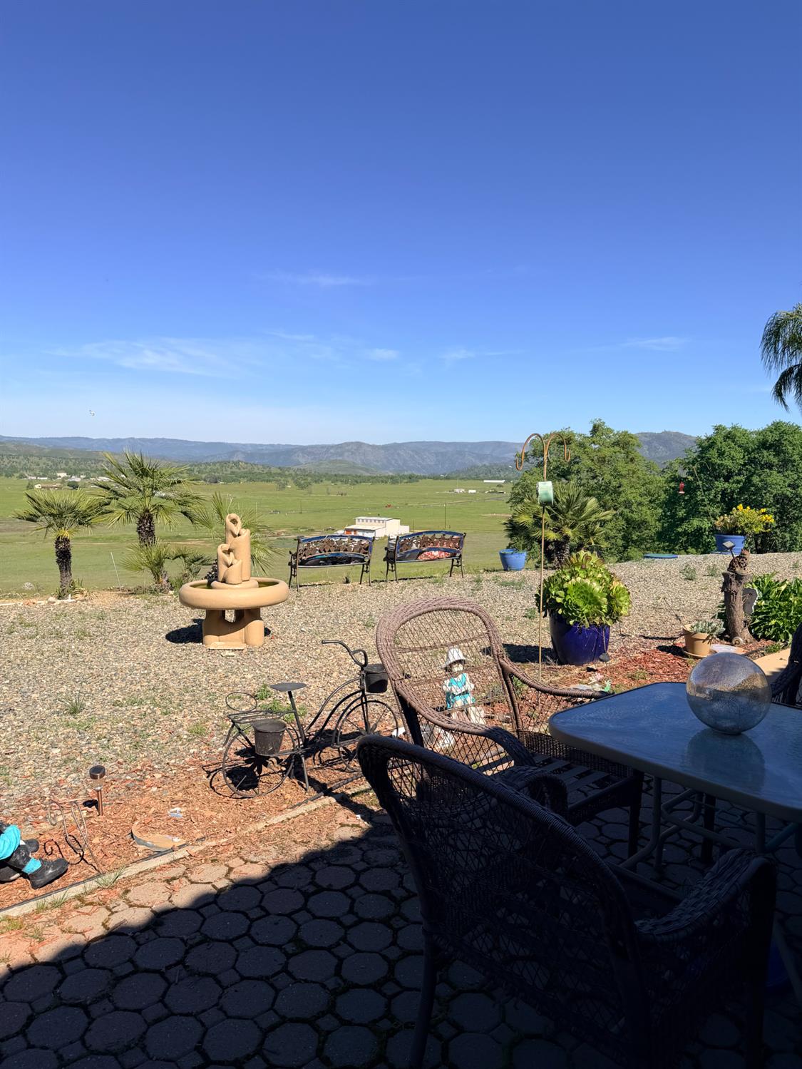 9556 Banderilla Dr, La Grange, CA 95329