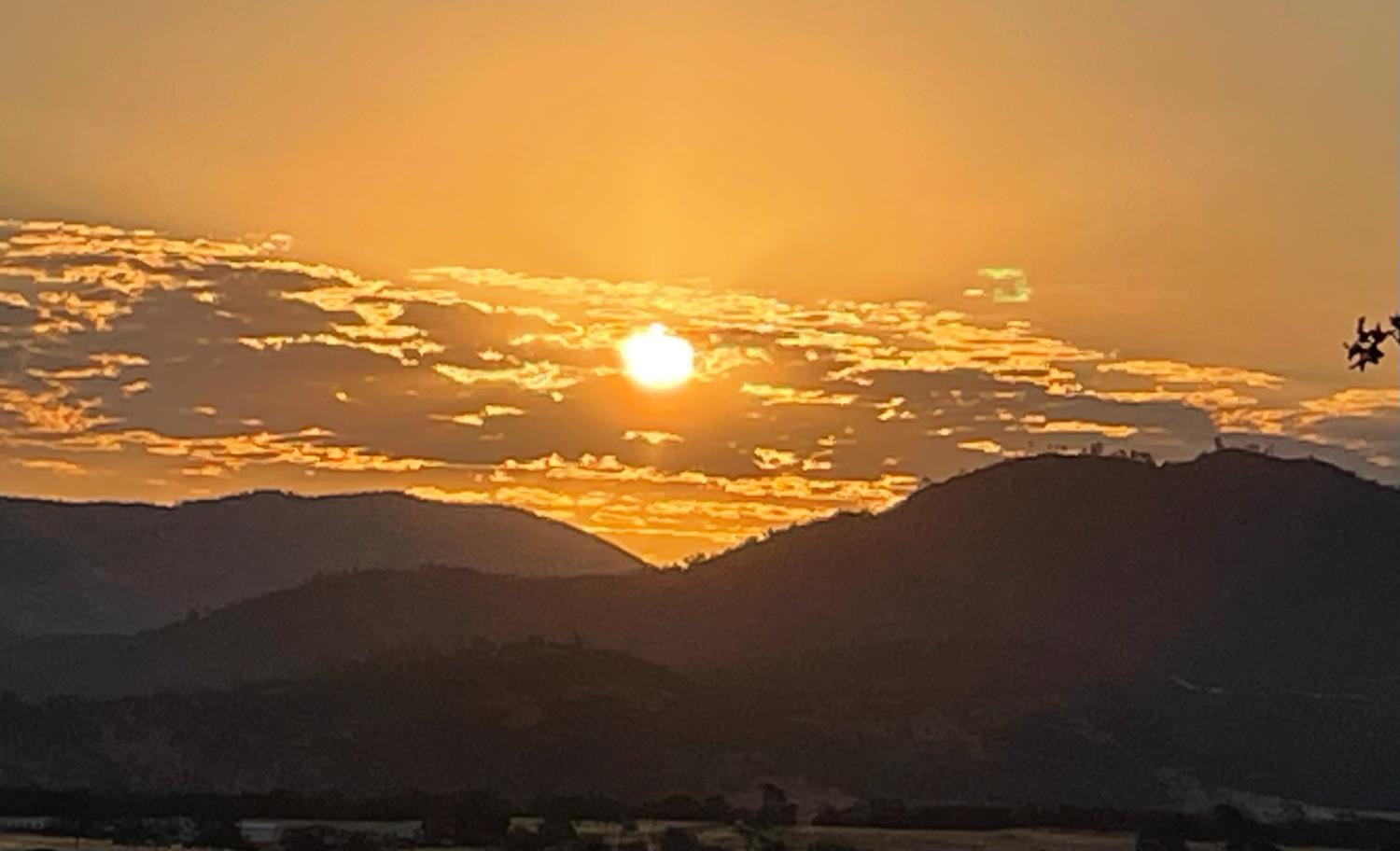 9556 Banderilla Dr, La Grange, CA 95329