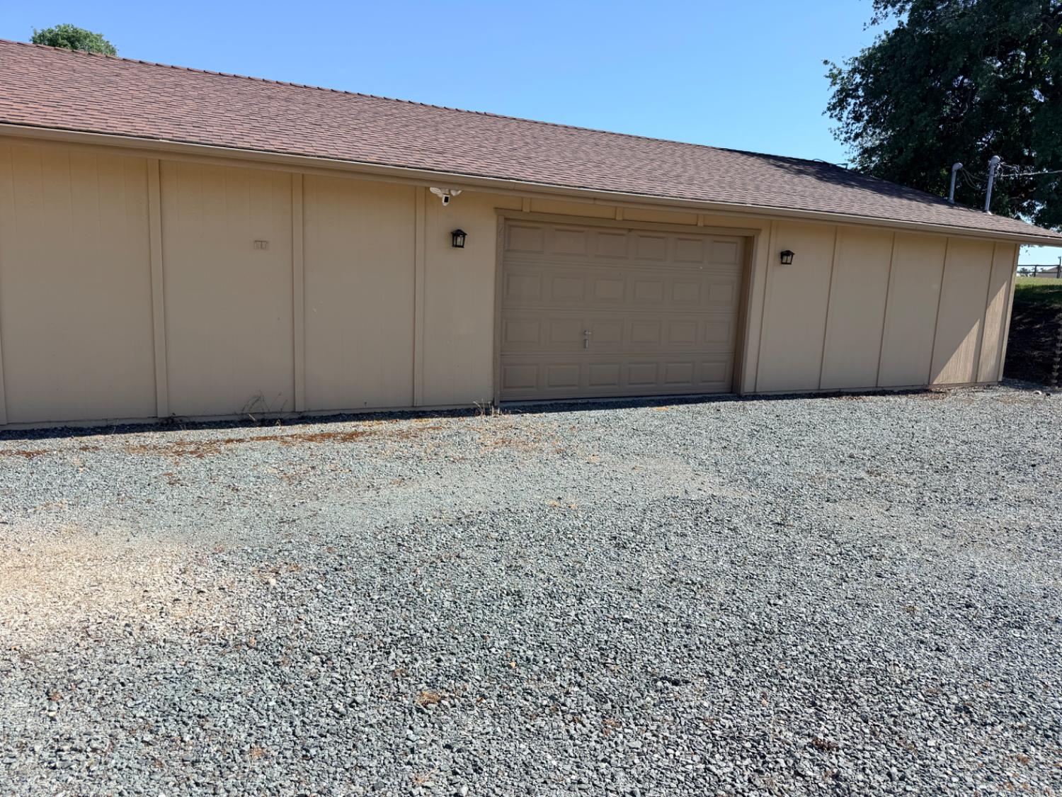 9556 Banderilla Dr, La Grange, CA 95329