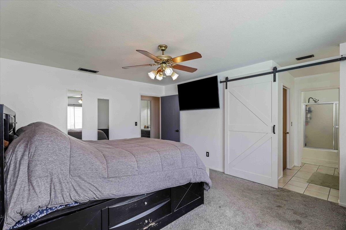 48 Obsidian Dr, Oakdale, CA 95361