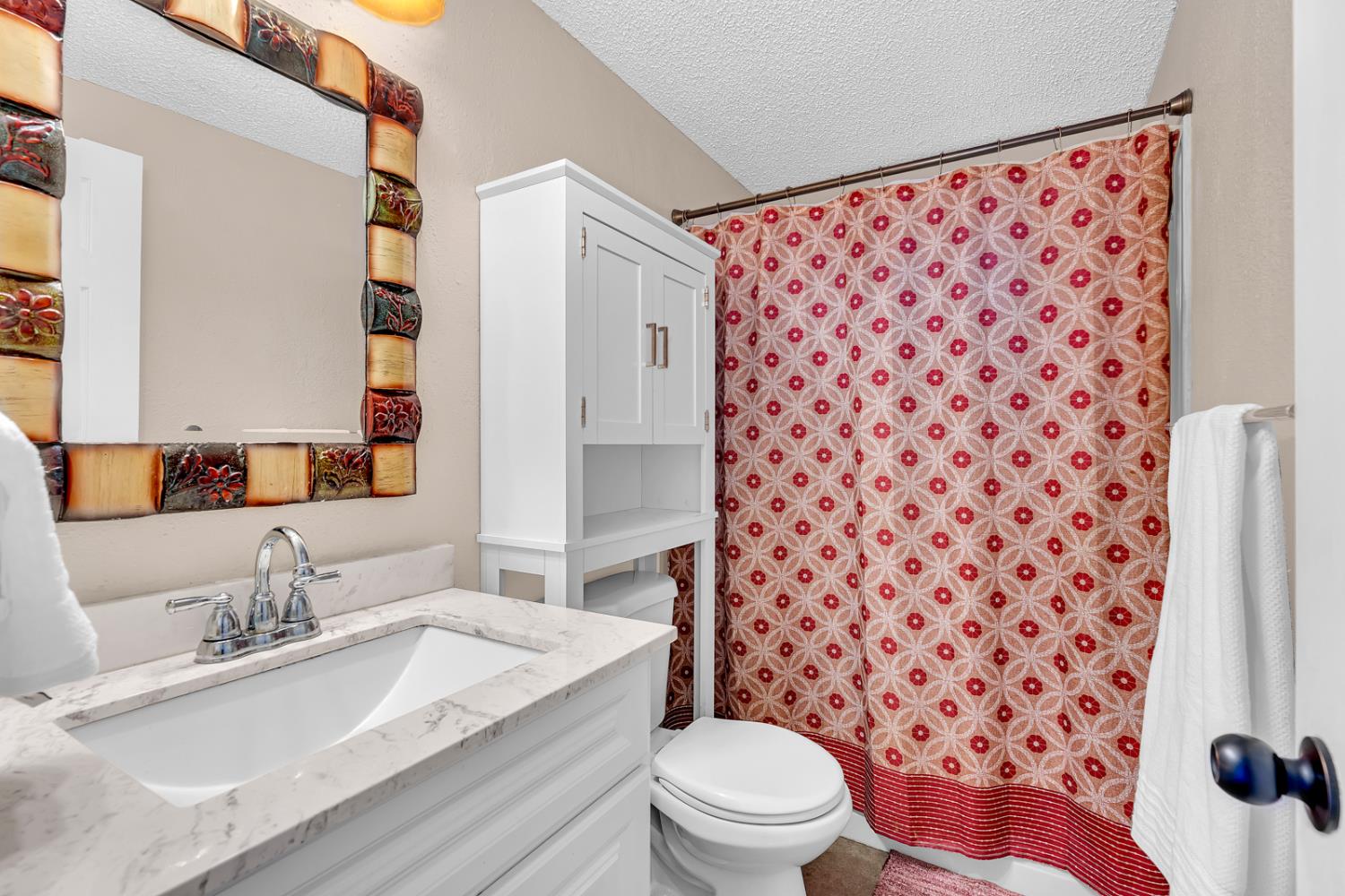 2151 E Pacheco Blvd #63, Los Banos, CA 93635