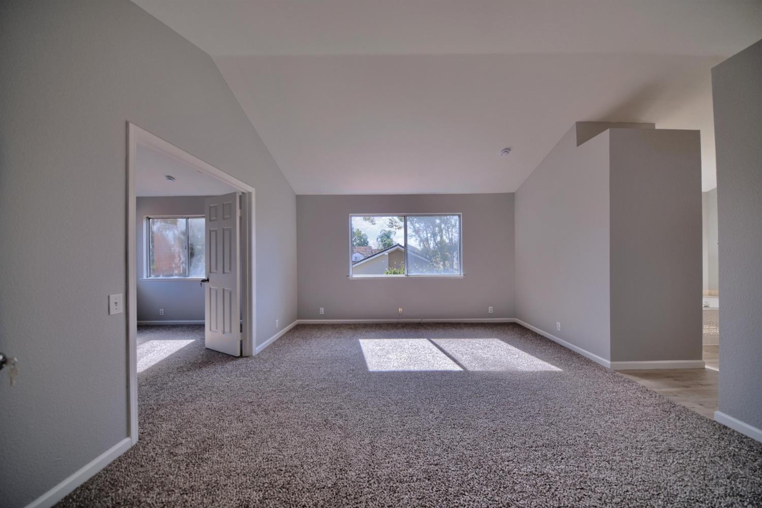 1900 Berryessa Dr, Modesto, CA 95358