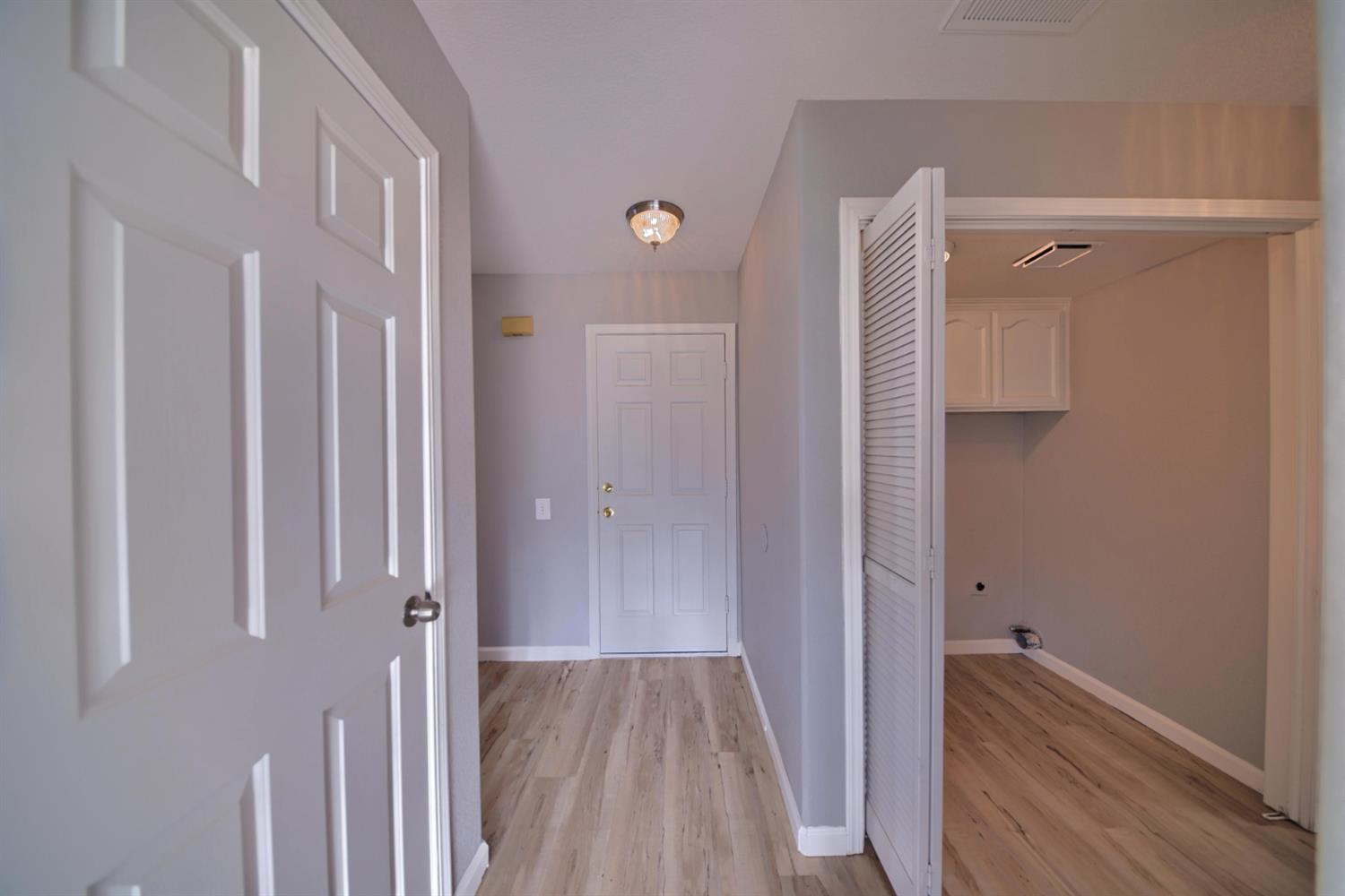 1900 Berryessa Dr, Modesto, CA 95358