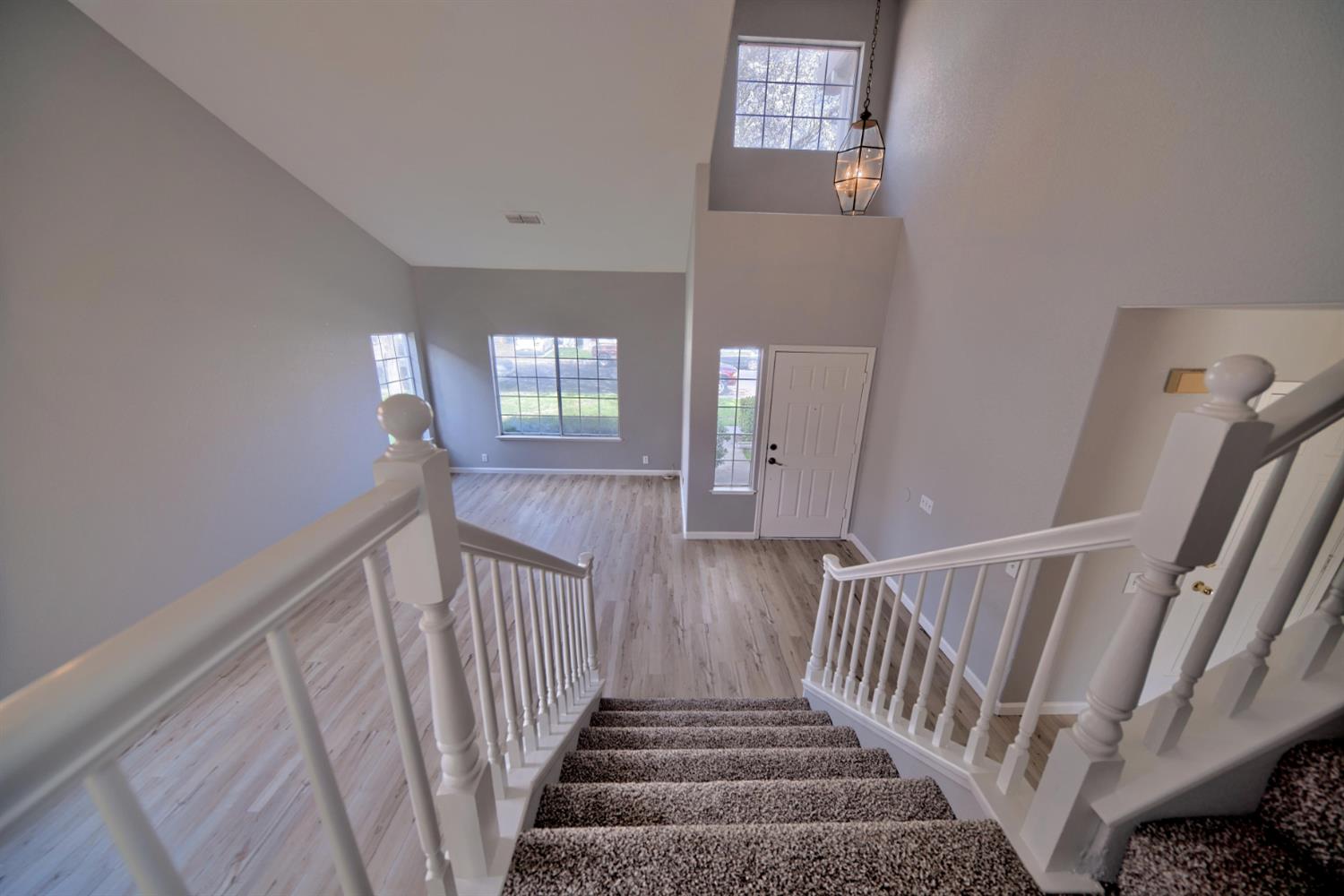 1900 Berryessa Dr, Modesto, CA 95358