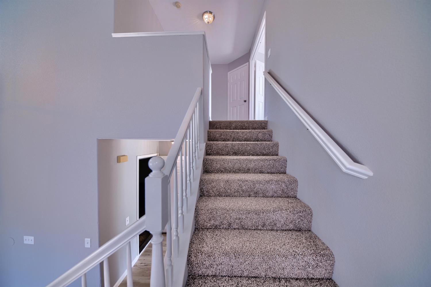 1900 Berryessa Dr, Modesto, CA 95358