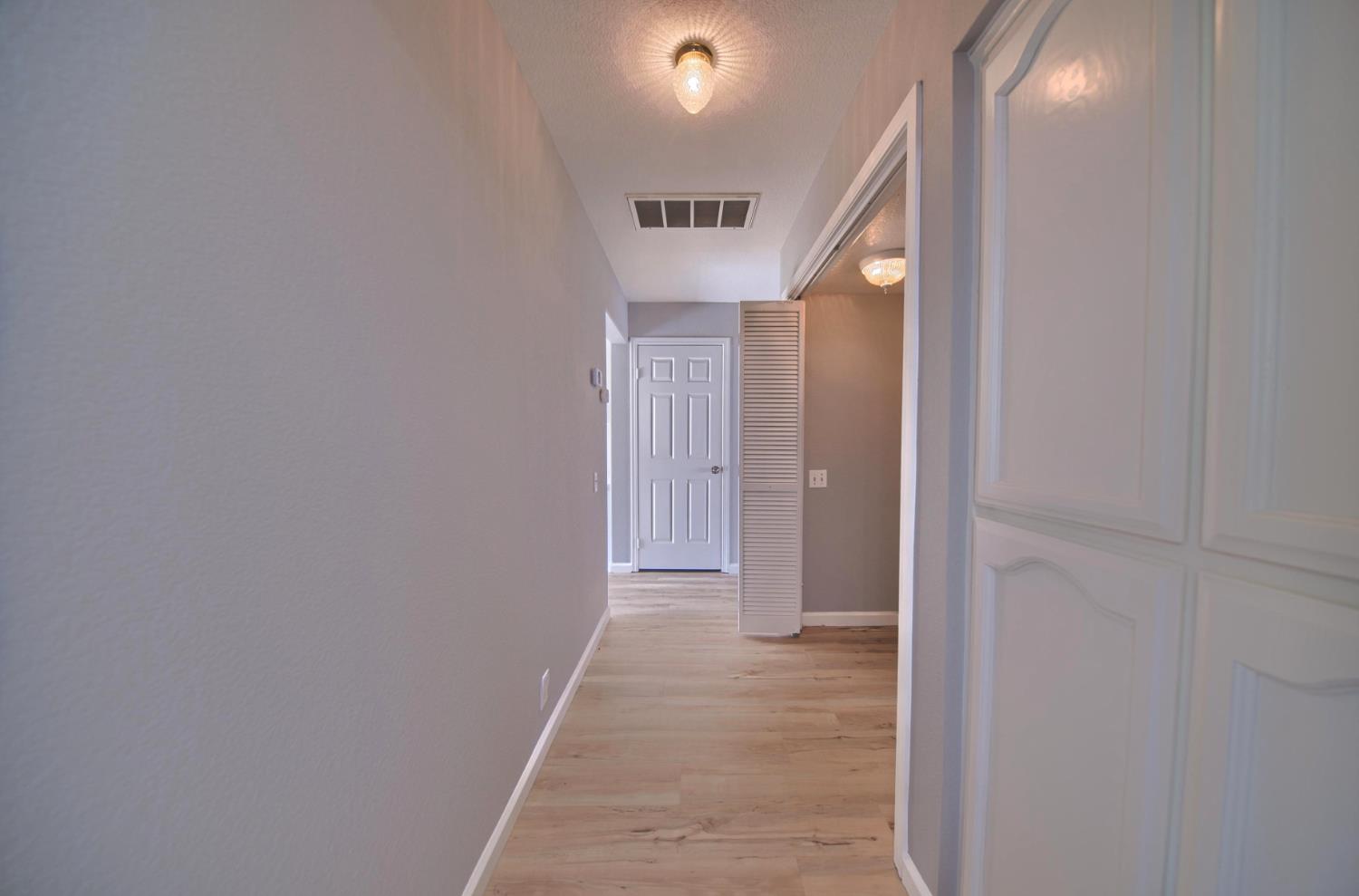 1900 Berryessa Dr, Modesto, CA 95358