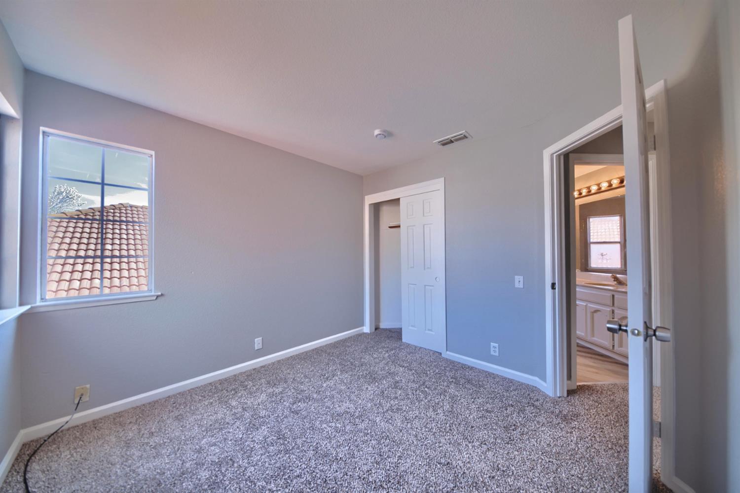 1900 Berryessa Dr, Modesto, CA 95358