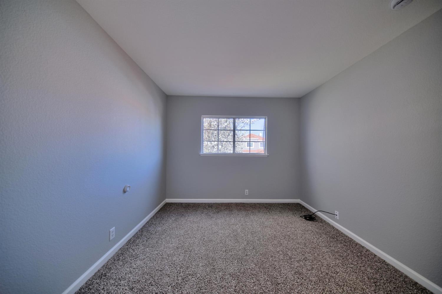 1900 Berryessa Dr, Modesto, CA 95358