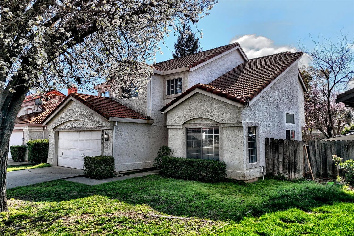 1900 Berryessa Dr, Modesto, CA 95358