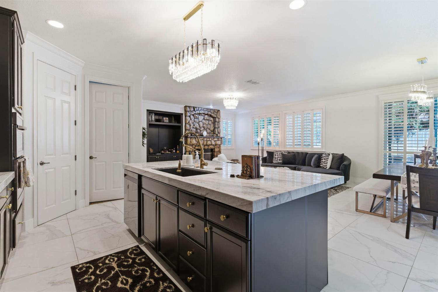 243 John Kamps Way, Ripon, CA 95366