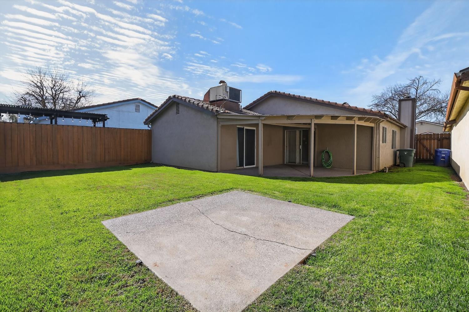 3804 Semallon Dr, Modesto, CA 95356