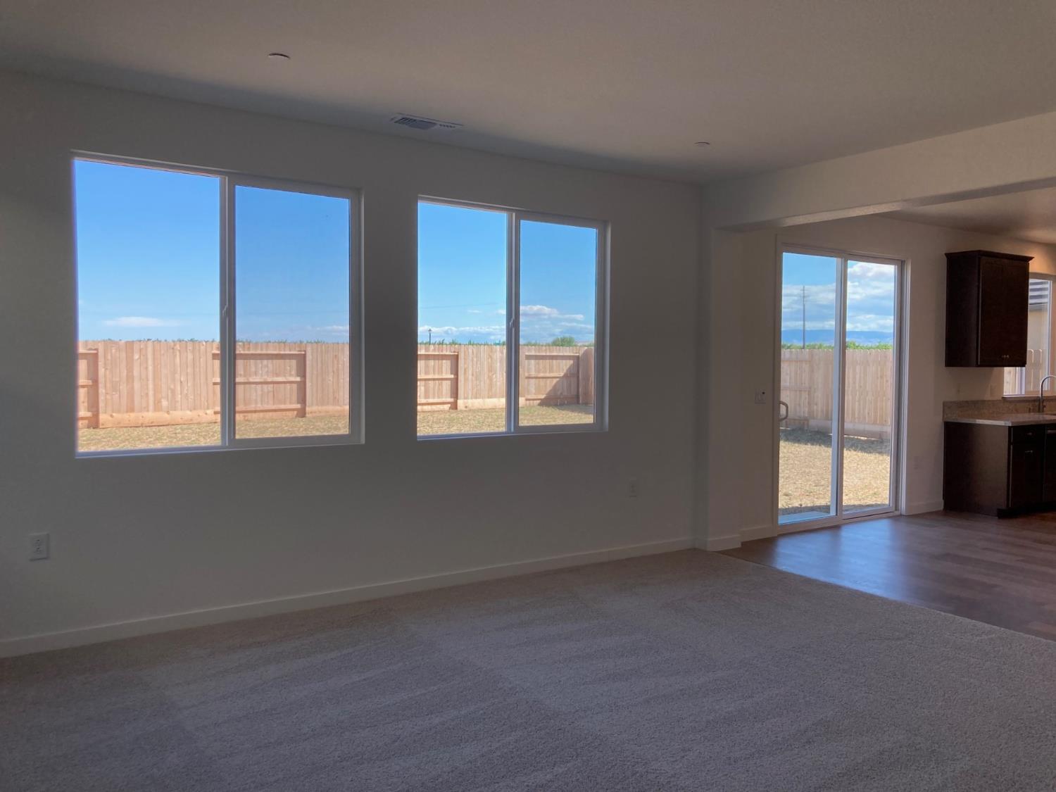 1705 Granite Blvd, Los Banos, CA 93635