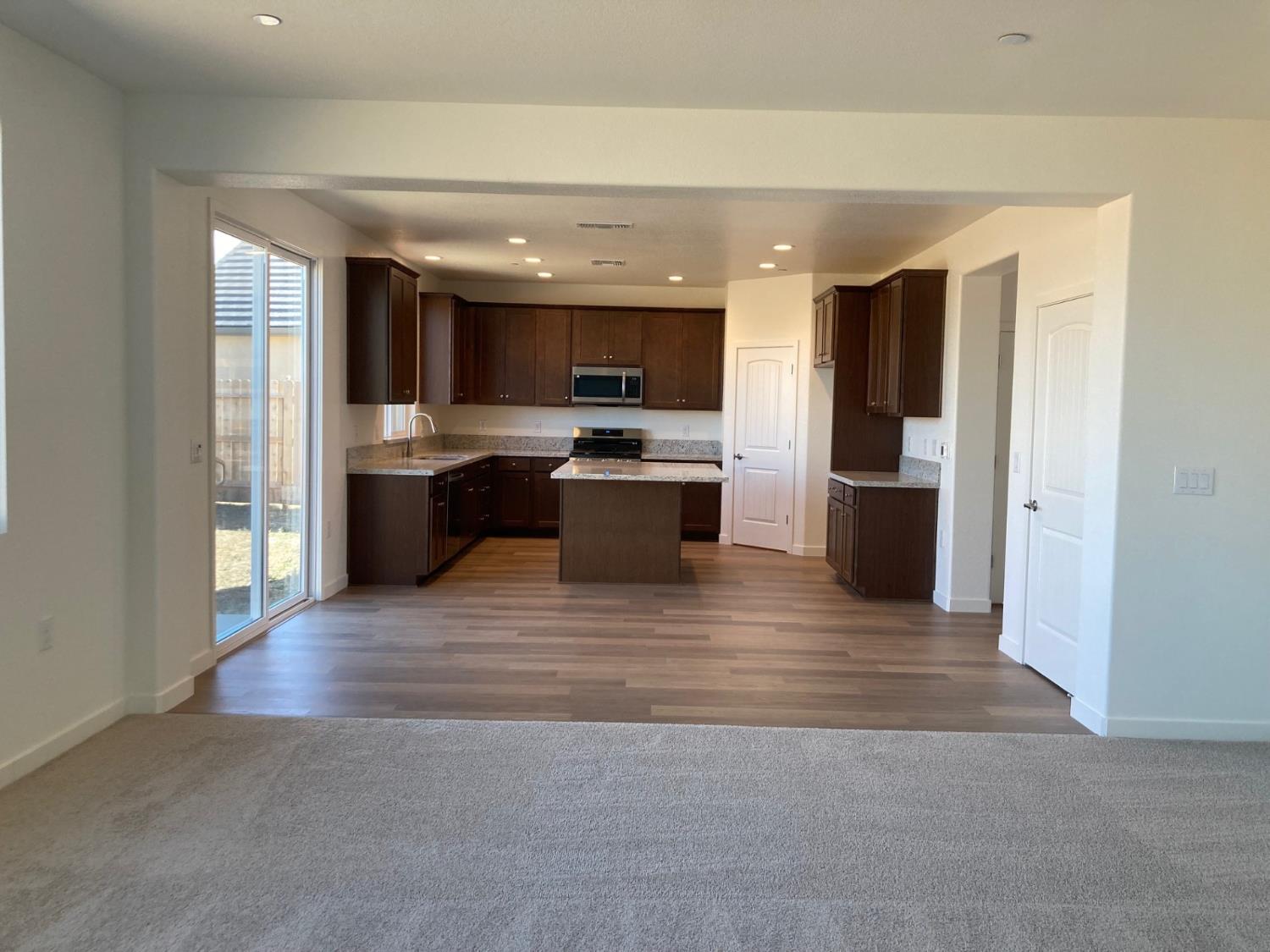 1705 Granite Blvd, Los Banos, CA 93635