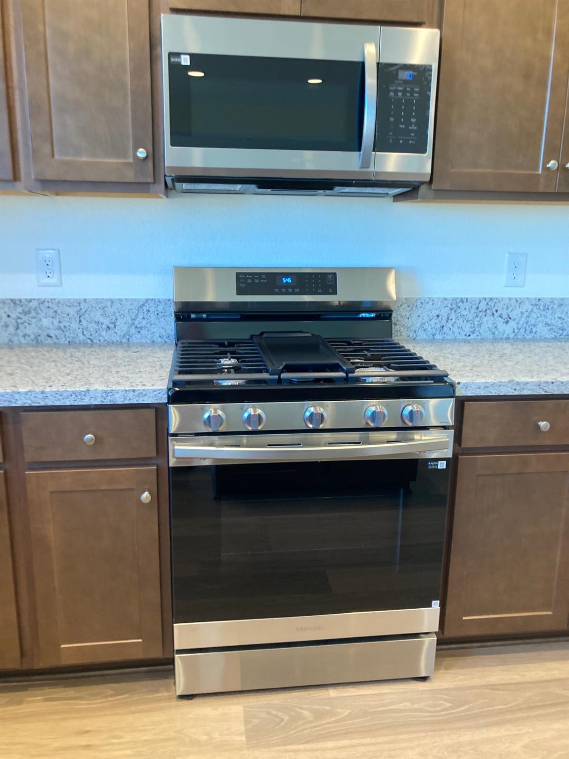 1705 Granite Blvd, Los Banos, CA 93635