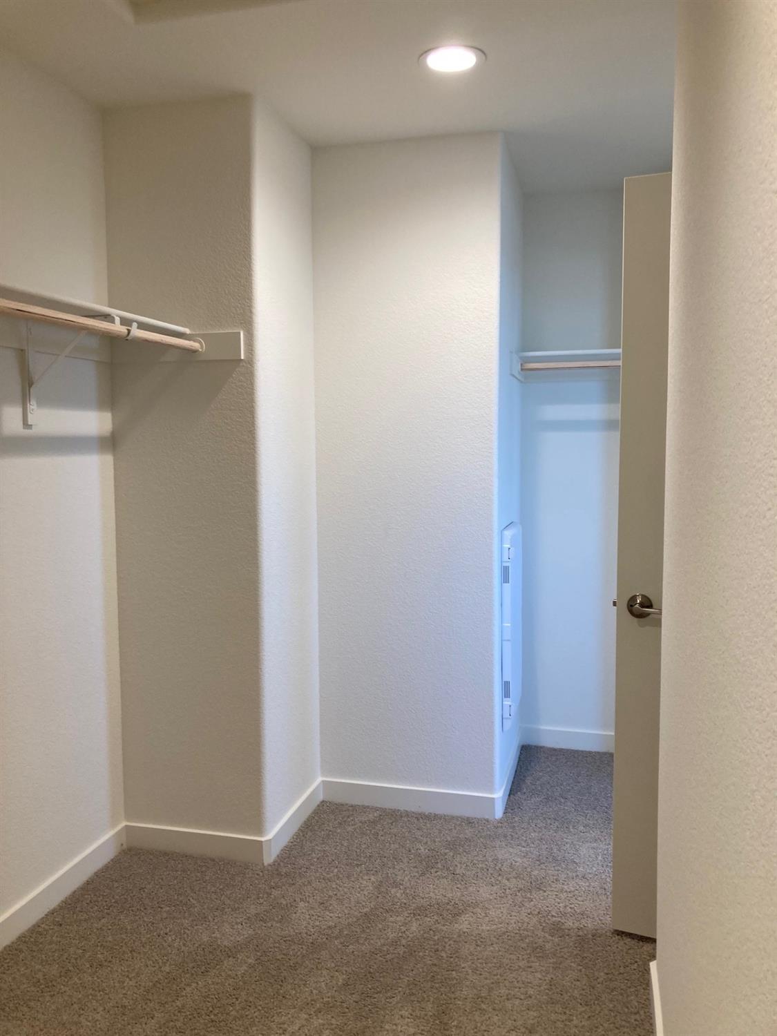 1705 Granite Blvd, Los Banos, CA 93635