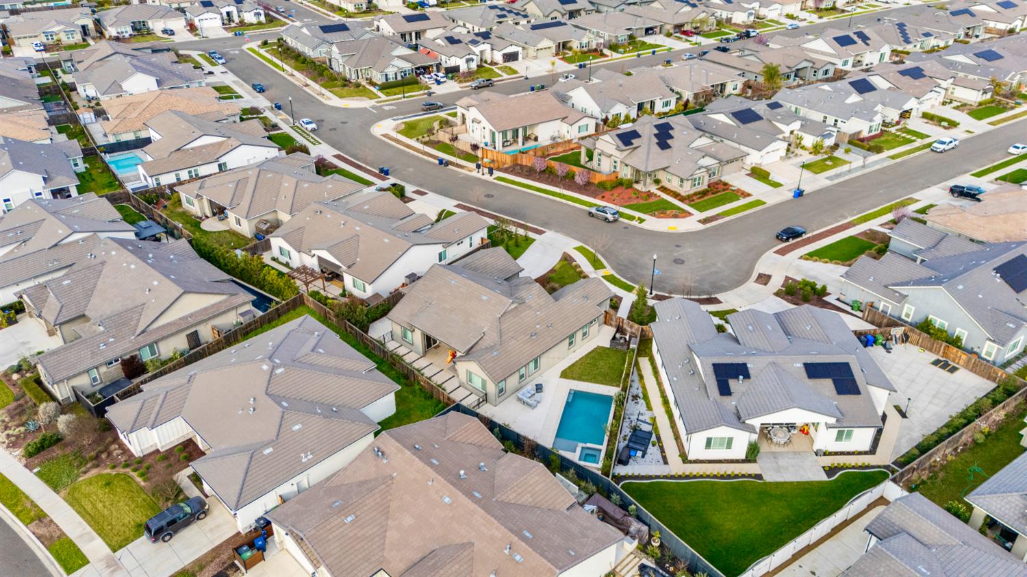 2513 Feathermint Ln, Turlock, CA 95382