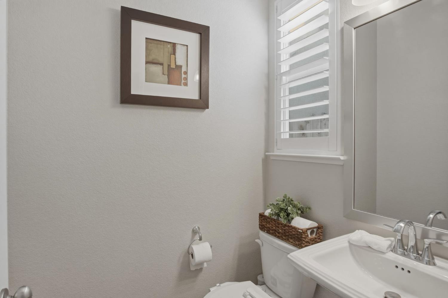 4344 Icon Ave, Modesto, CA 95356