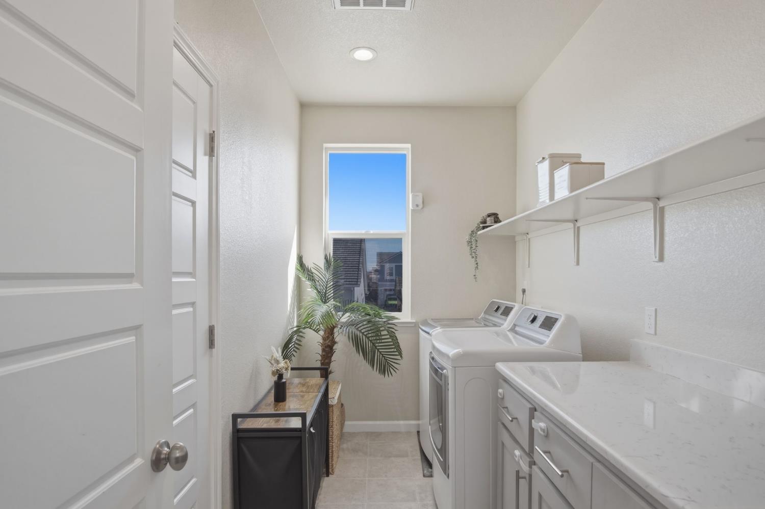 4344 Icon Ave, Modesto, CA 95356