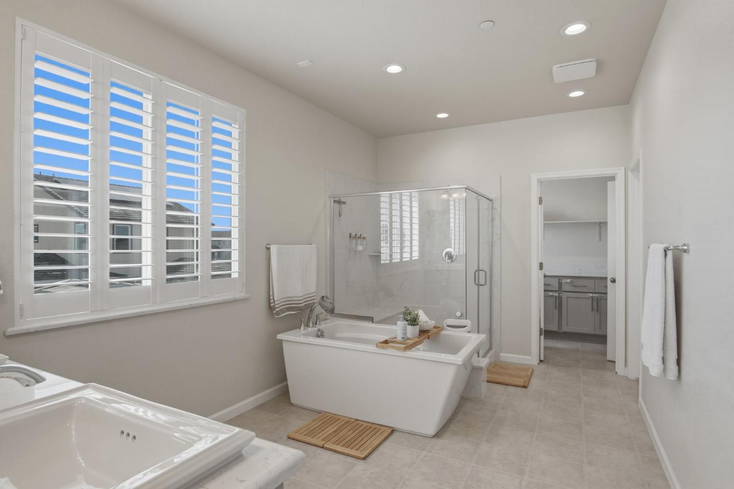 4344 Icon Ave, Modesto, CA 95356