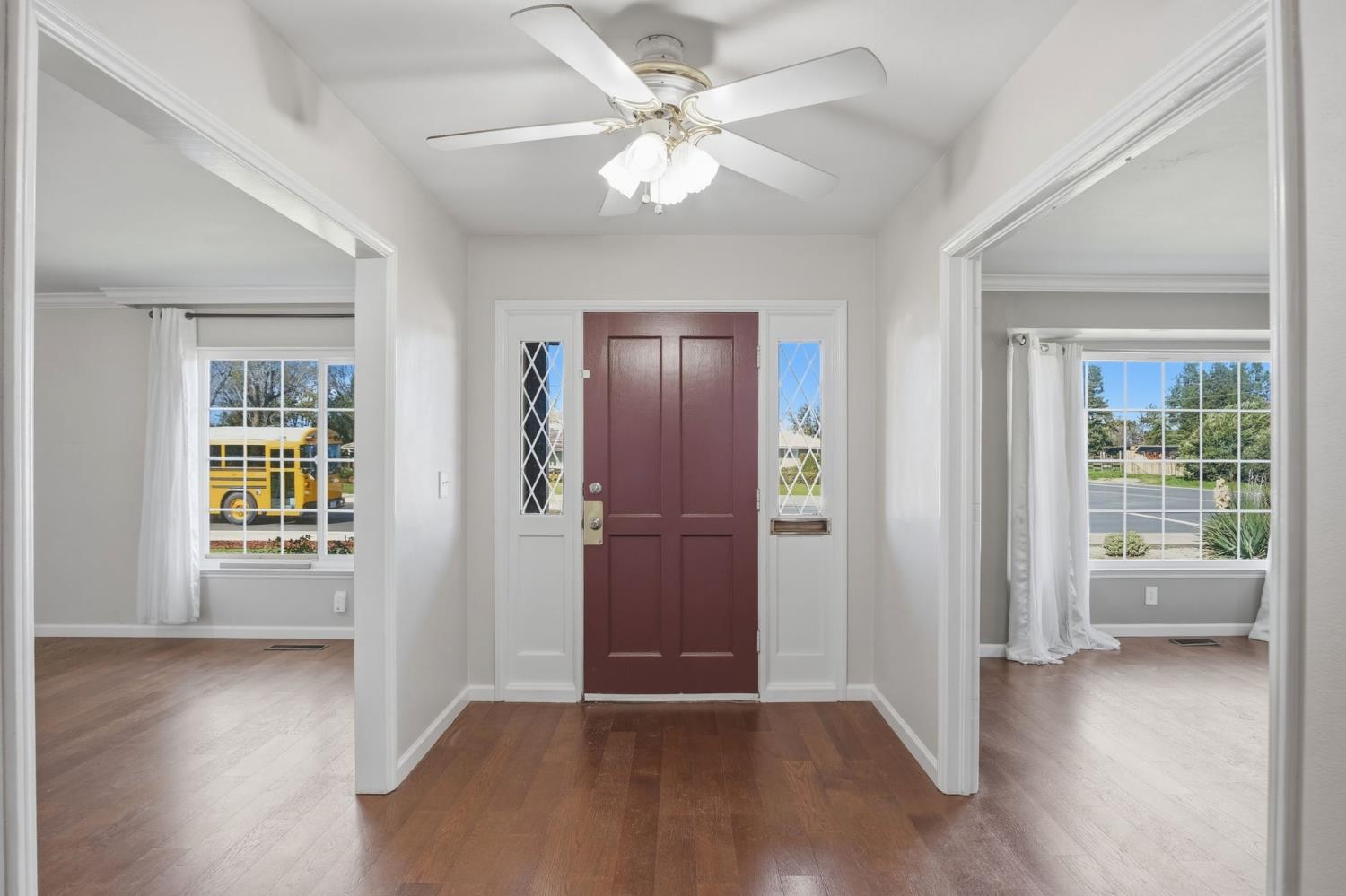 1301 E Blossom St, Dos Palos, CA 93620