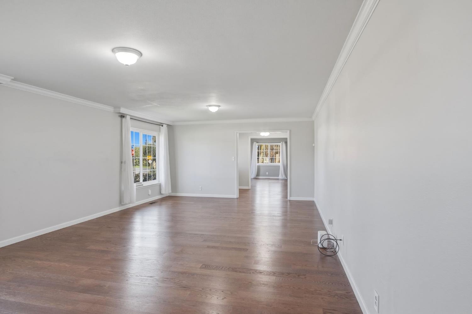 1301 E Blossom St, Dos Palos, CA 93620