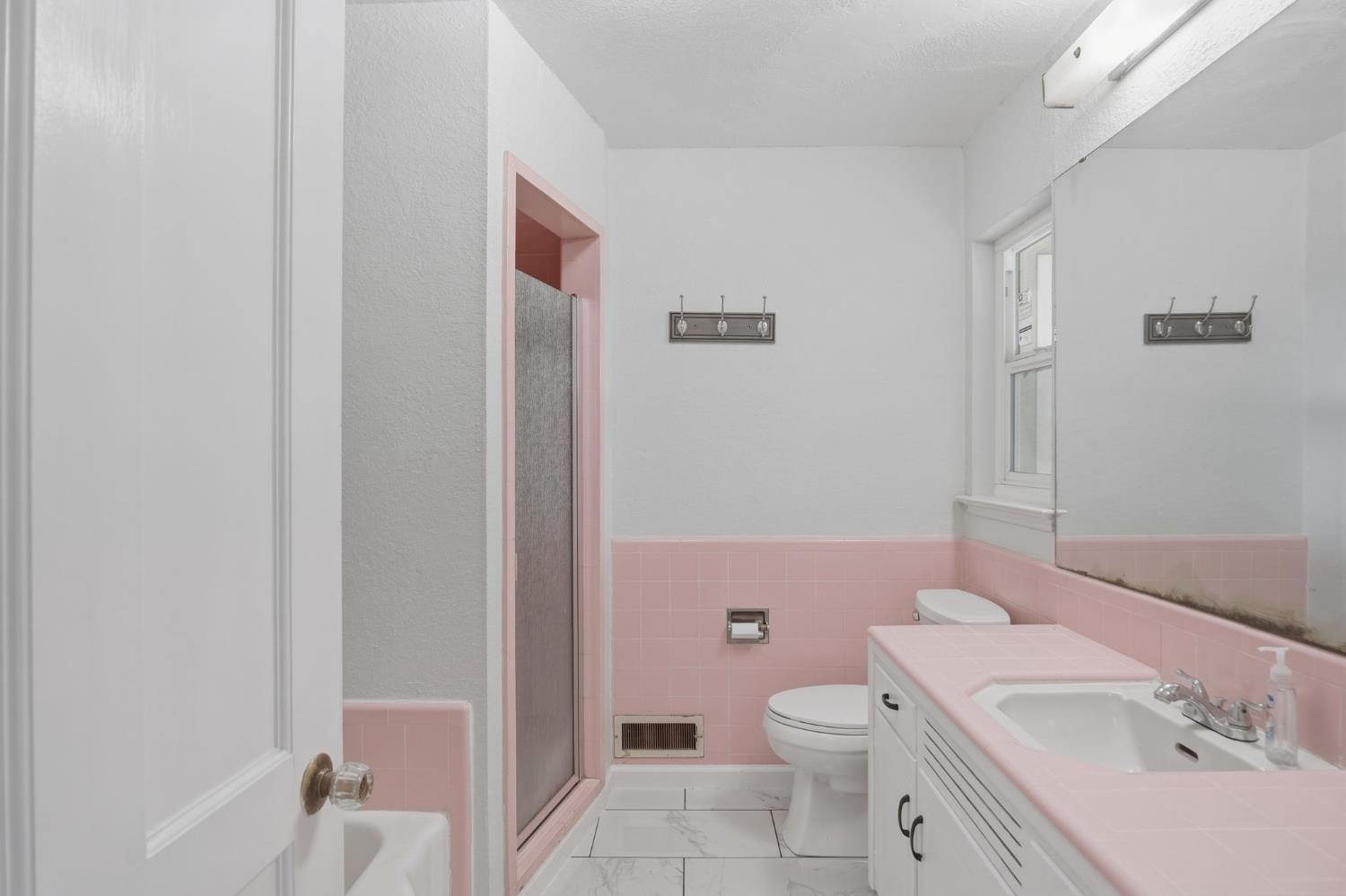 1301 E Blossom St, Dos Palos, CA 93620