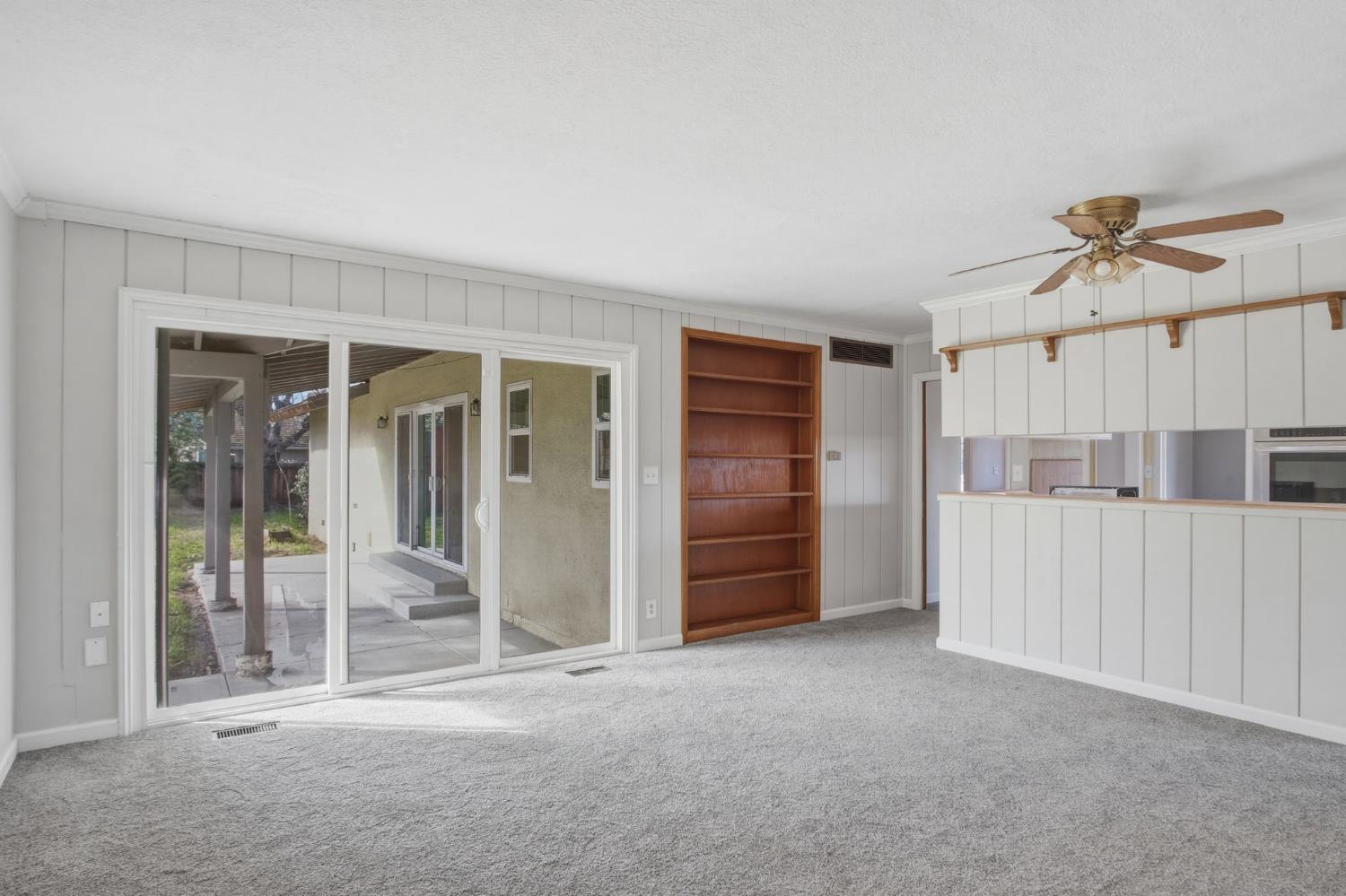 1301 E Blossom St, Dos Palos, CA 93620