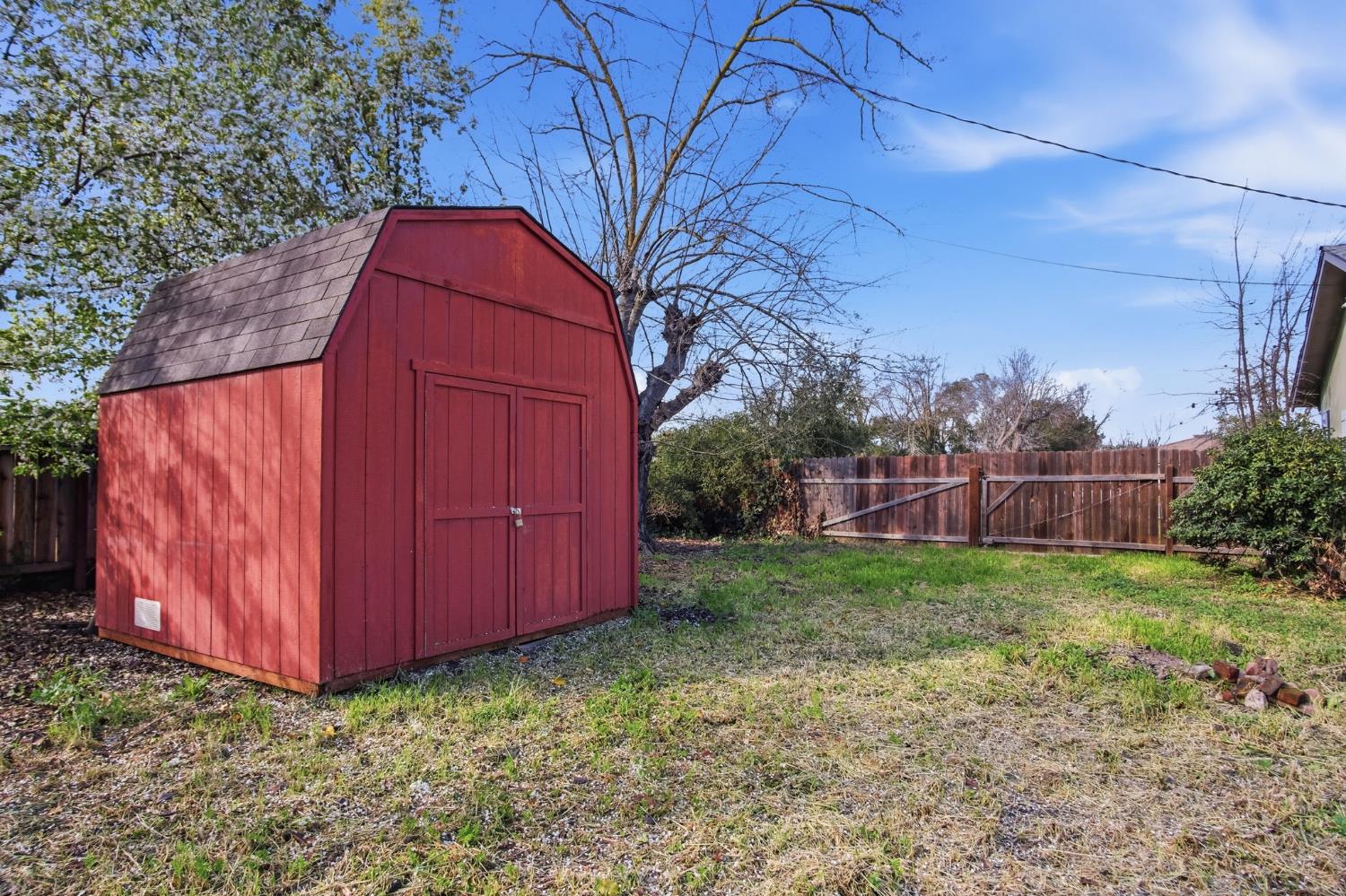 1301 E Blossom St, Dos Palos, CA 93620