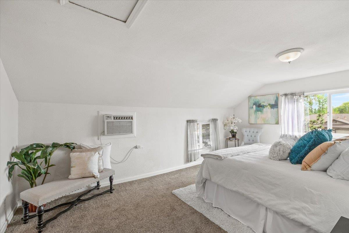 572 Pedersen Rd, Oakdale, CA 95361