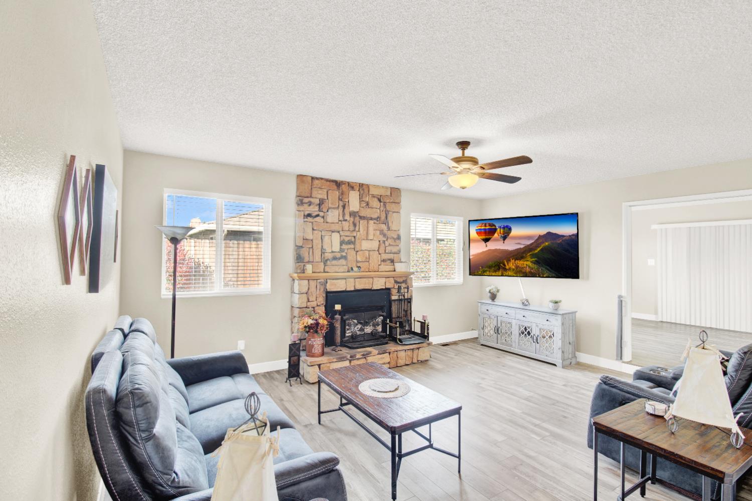 1805 Kienitz Ave, Modesto, CA 95355