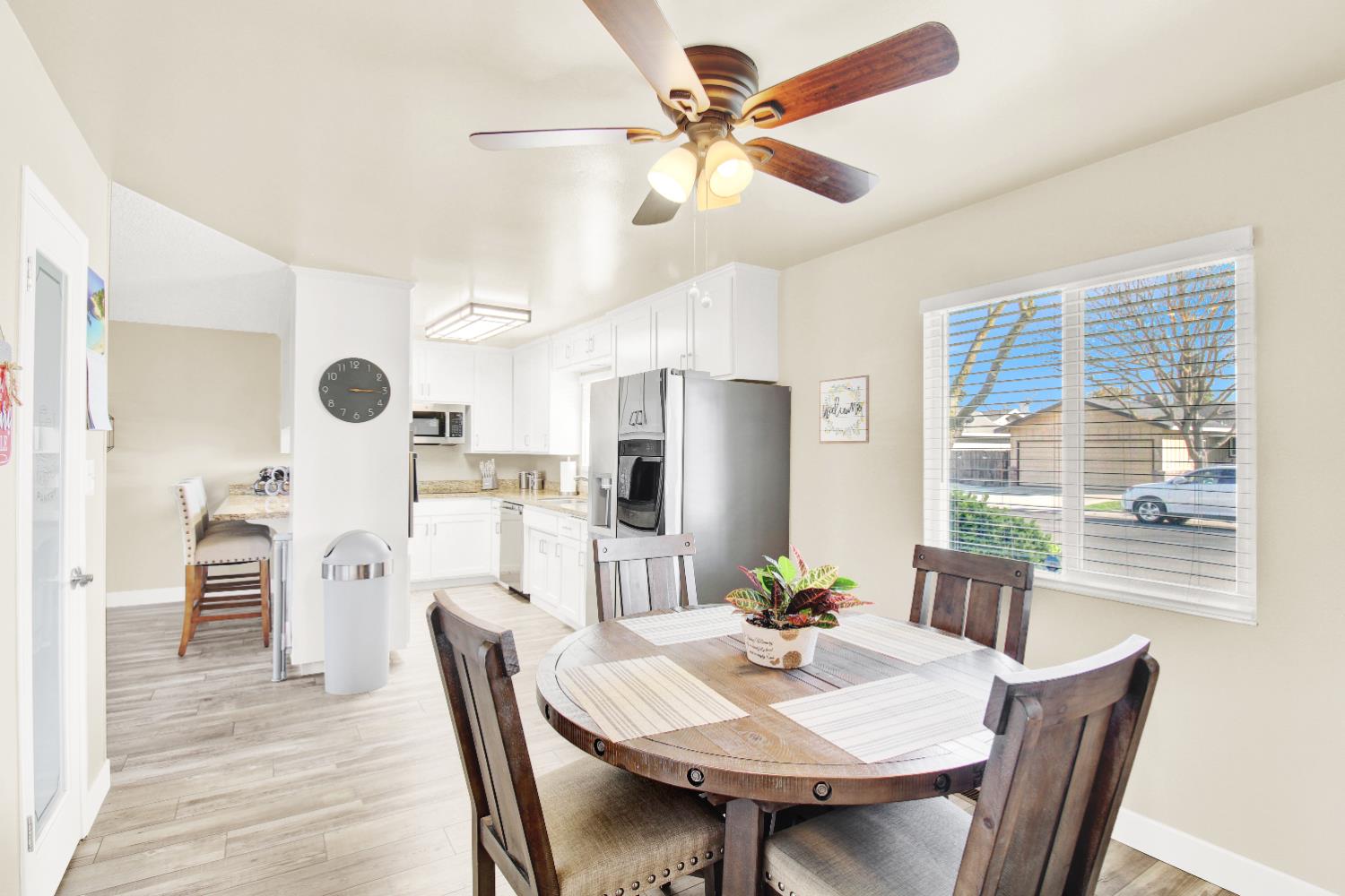 1805 Kienitz Ave, Modesto, CA 95355