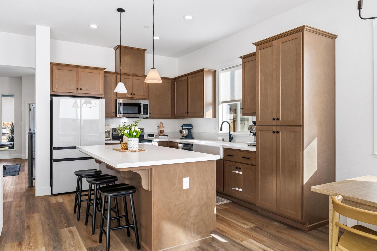 3815 N Berkeley Ave, Turlock, CA 95382