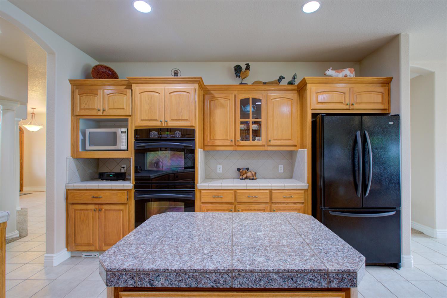 18413 Sycamore Ave, Patterson, CA 95363