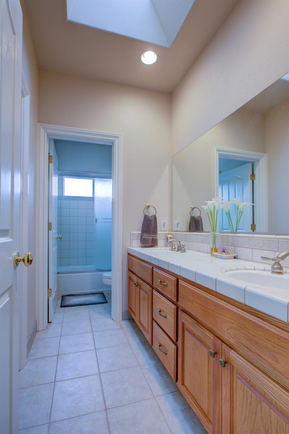 18413 Sycamore Ave, Patterson, CA 95363