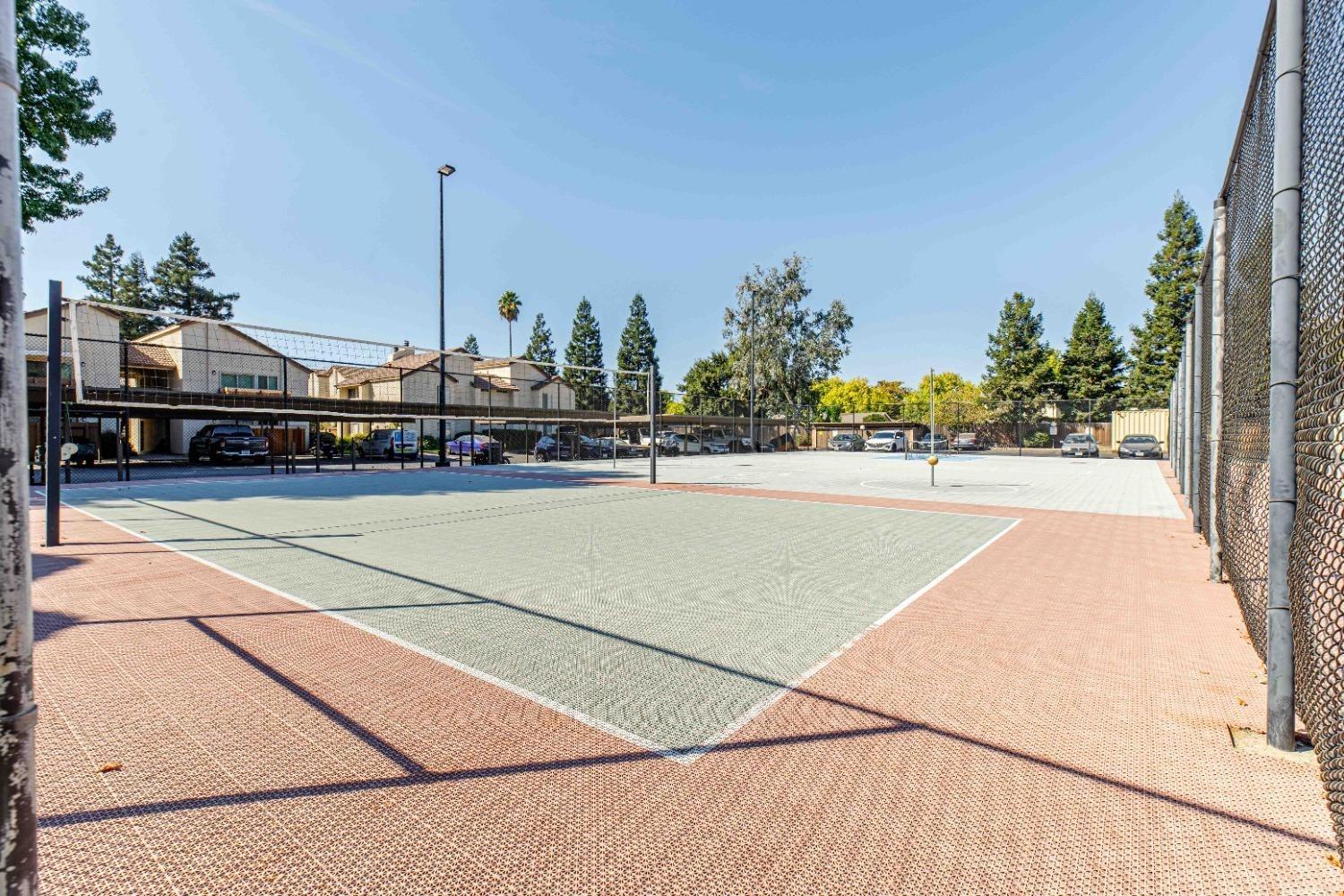 3700 Tully Rd #57, Modesto, CA 95356