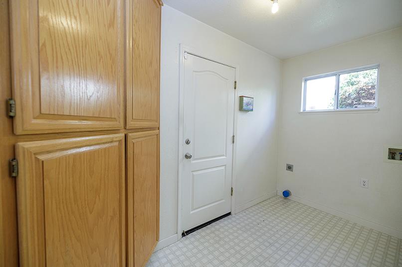 3705 Dillingham Ave, Modesto, CA 95357