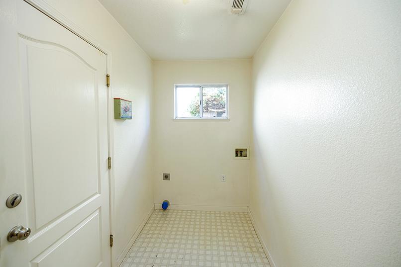 3705 Dillingham Ave, Modesto, CA 95357