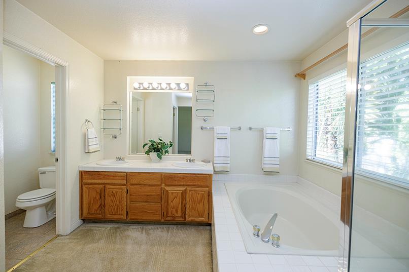 3705 Dillingham Ave, Modesto, CA 95357