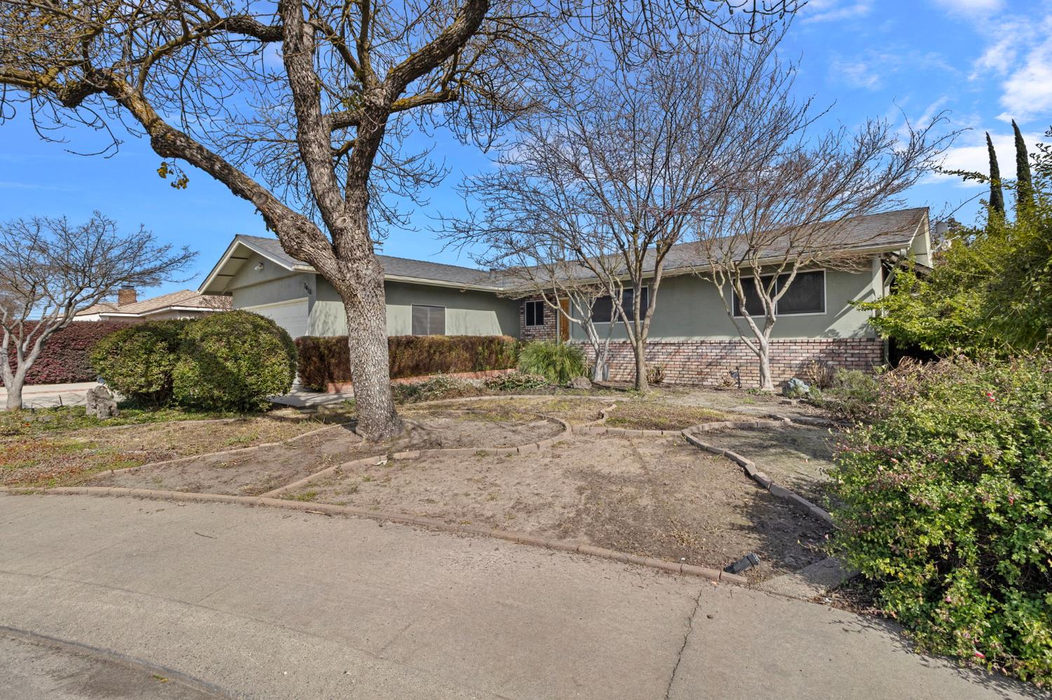 1428 Kent Way, Modesto, CA 95355