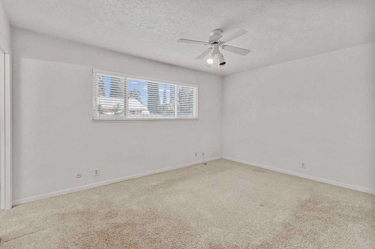 1428 Kent Way, Modesto, CA 95355