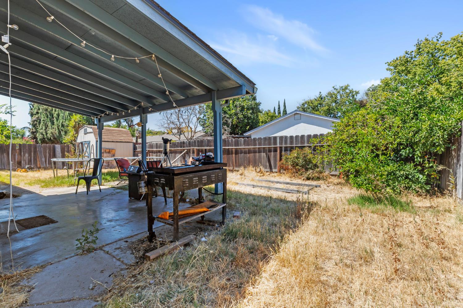 1805 Glaston Ave, Modesto, CA 95350