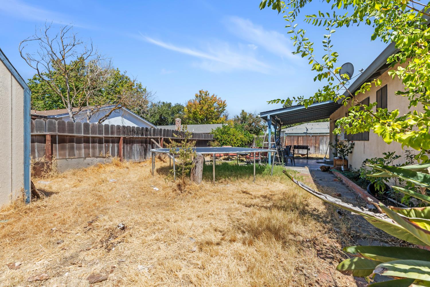 1805 Glaston Ave, Modesto, CA 95350