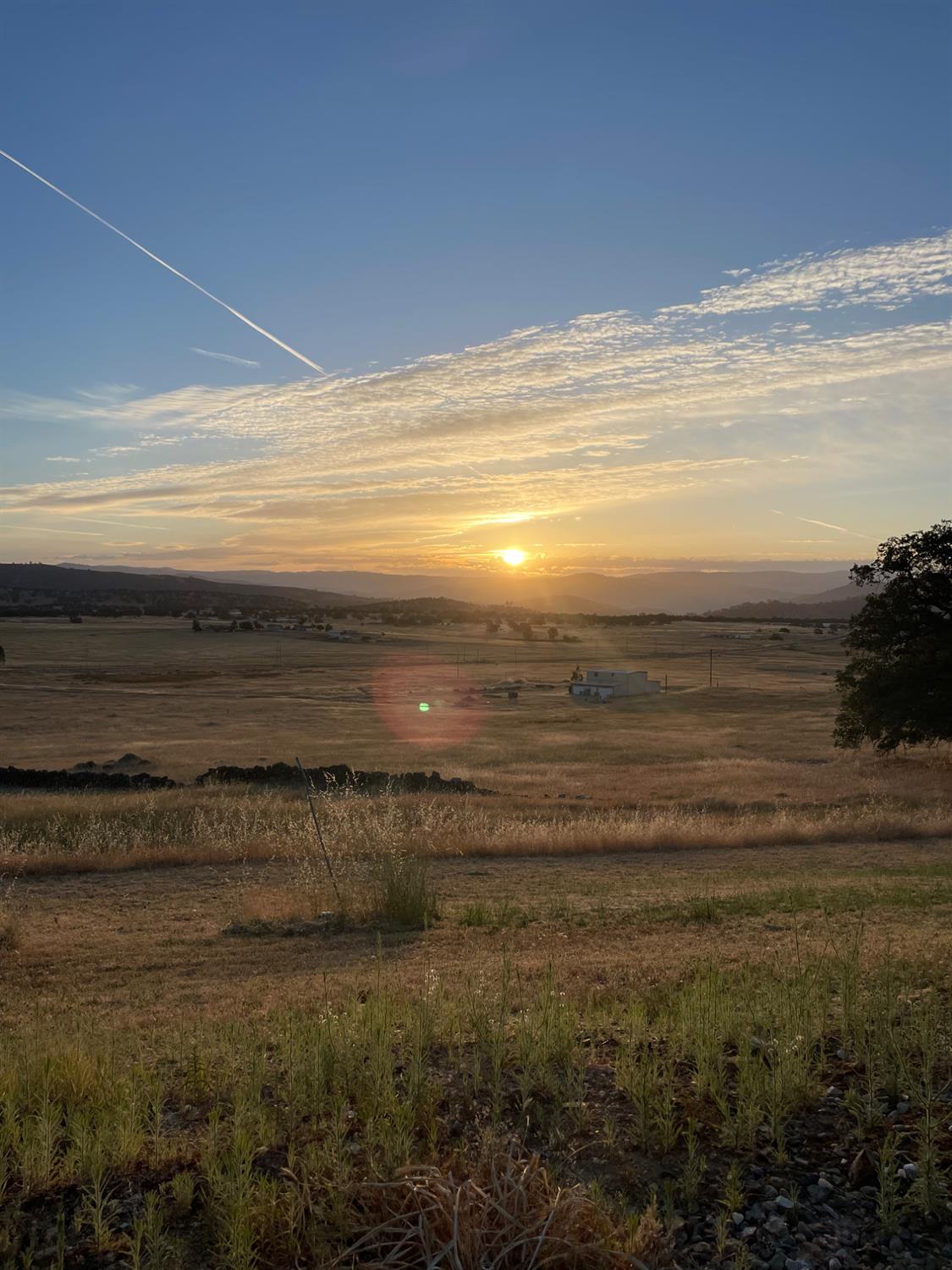 9570 Banderilla Dr, La Grange, CA 95329