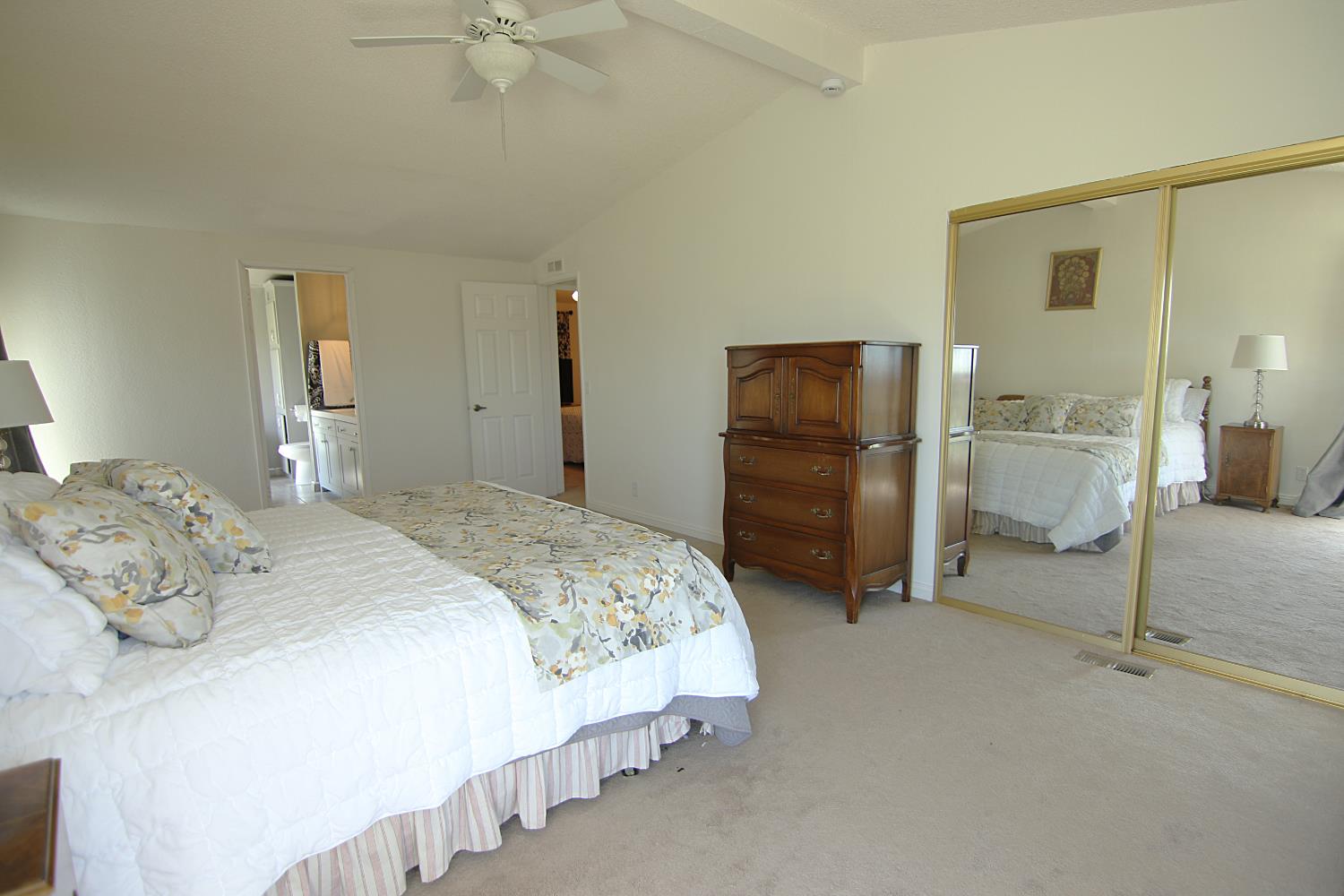 9570 Banderilla Dr, La Grange, CA 95329