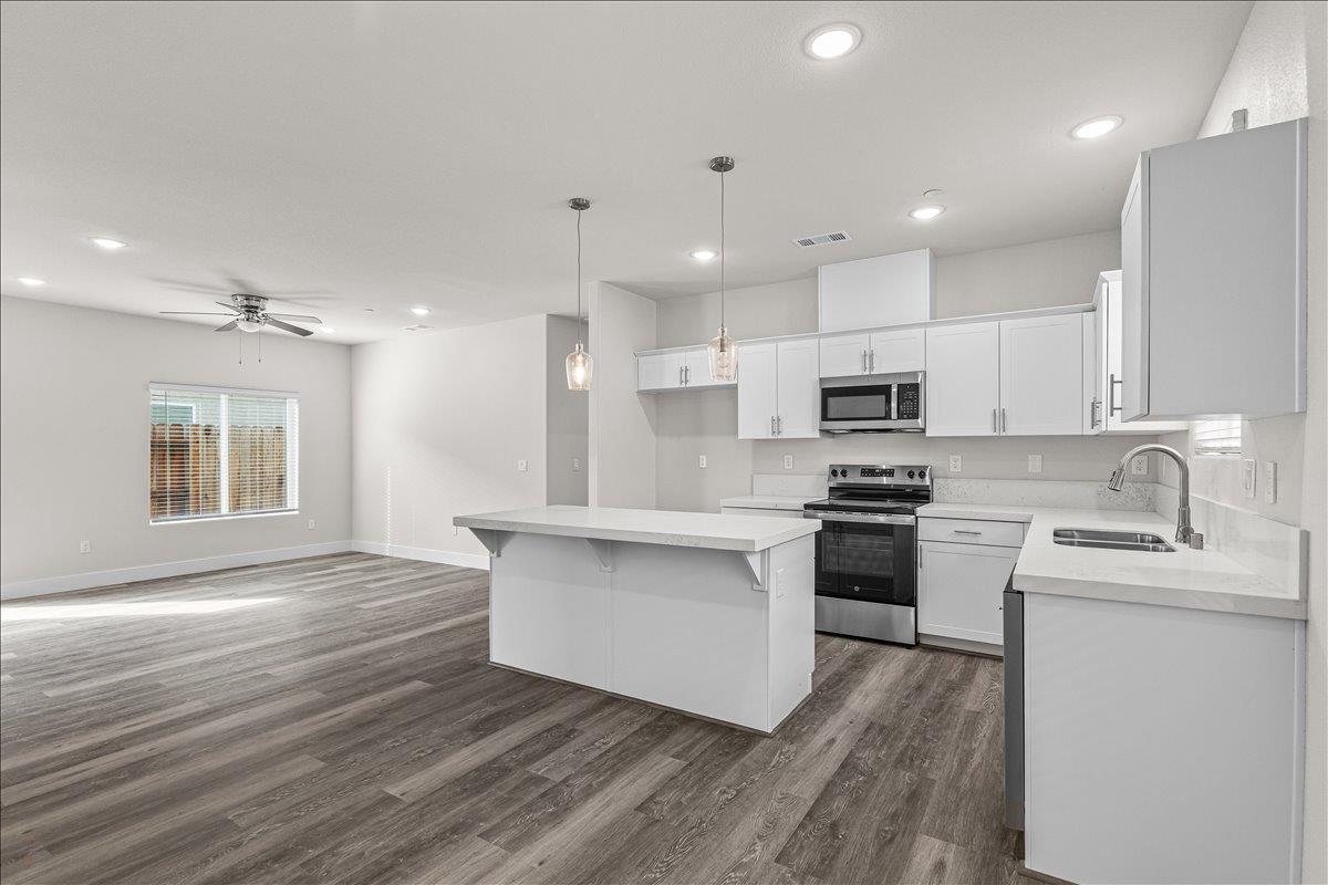 1409 Villa, Modesto, CA 95351