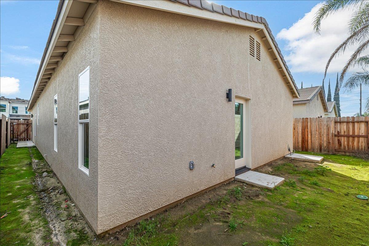 1409 Villa, Modesto, CA 95351